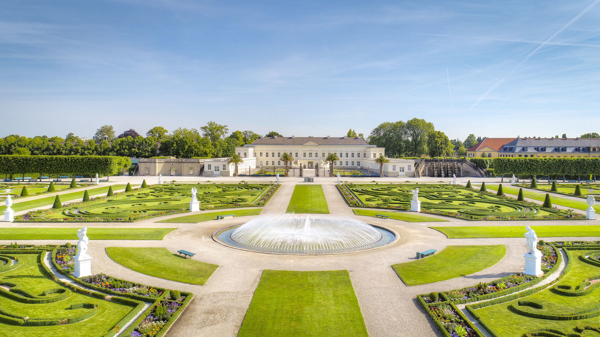 Hannover: Schloss Herrenhausen mit Herrenhäuser Gärten, Großer Garten mit Springbrunnen